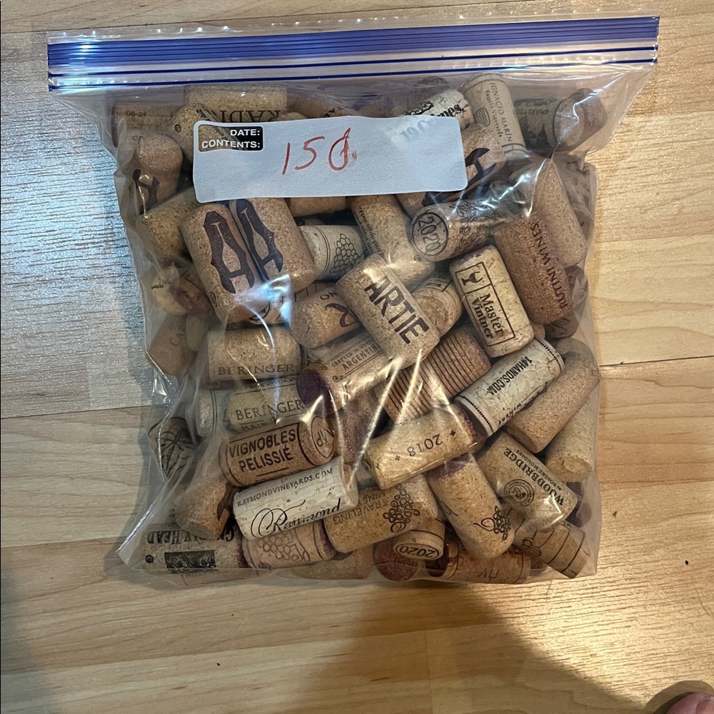 Bulk Wine Corks - Mixed Natural Cork Color - Picture 2 of 2